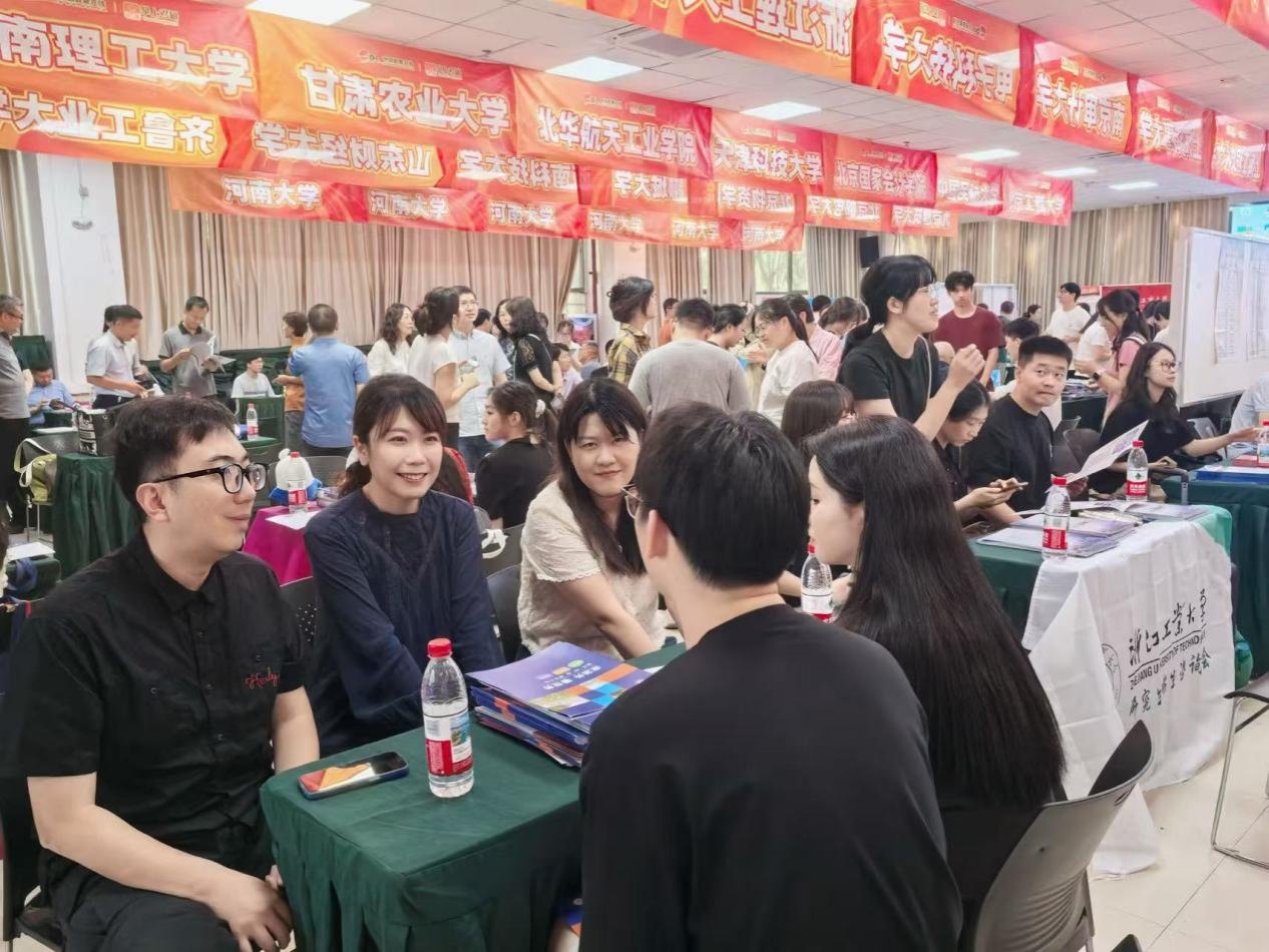 助力吉祥娱乐官方入口正式成为那不勒斯